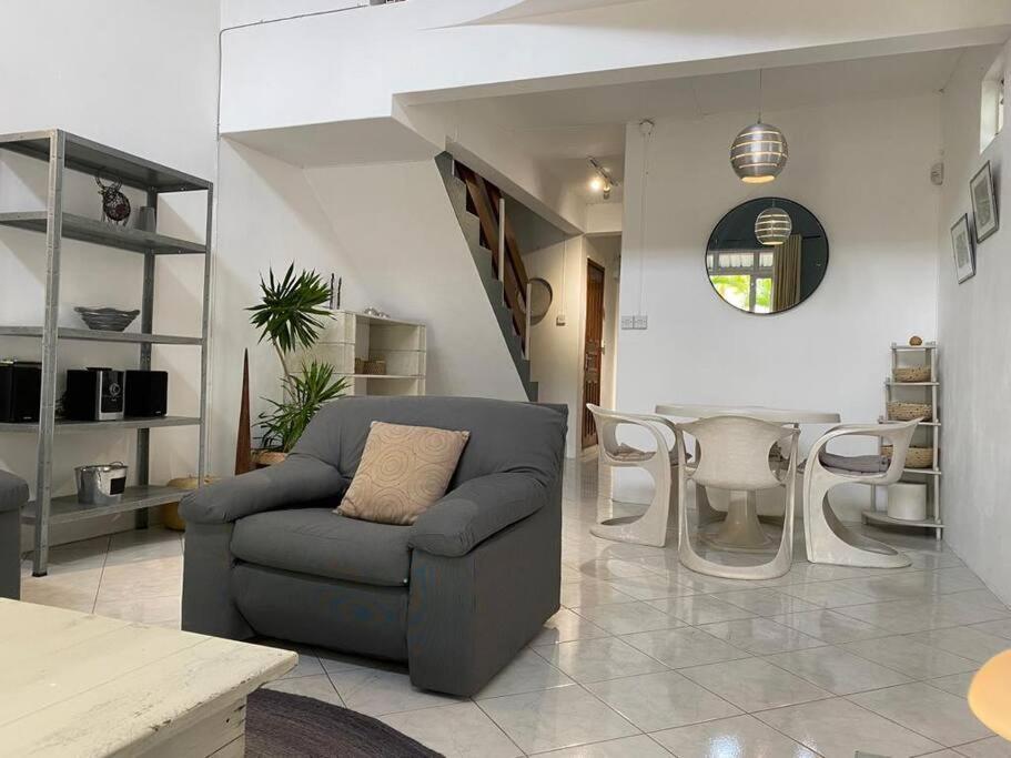 Maison Jade Montchoisy מראה חיצוני תמונה